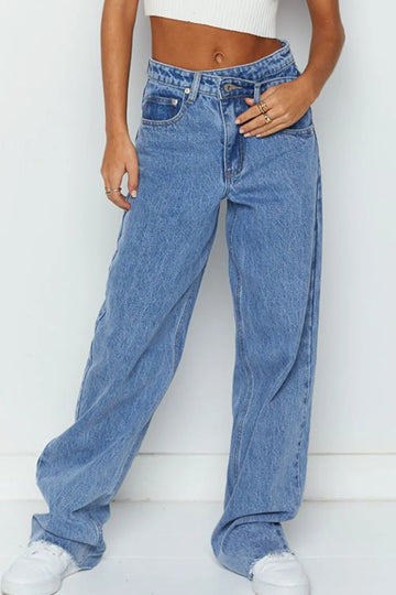 Women's Jeans Guide: How to Find the Most Flattering Pair in 2026